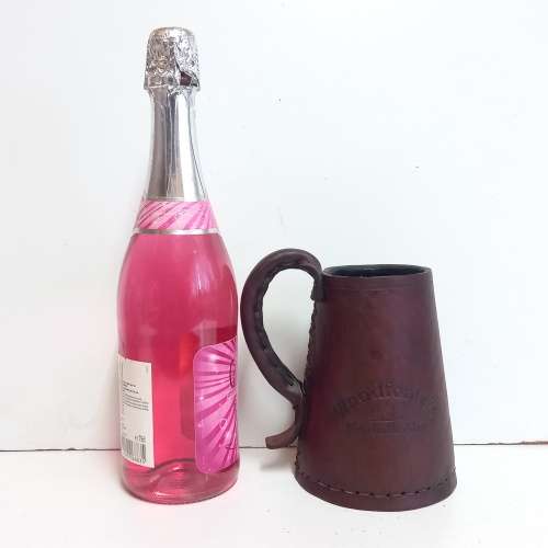 WOODFORDES NORFOLK ALES LEATHER TANKARD
