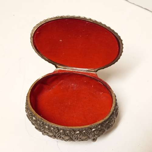 ORNATE WHITE METAL AND SCARLET TRINKET/JEWELLERY BOX