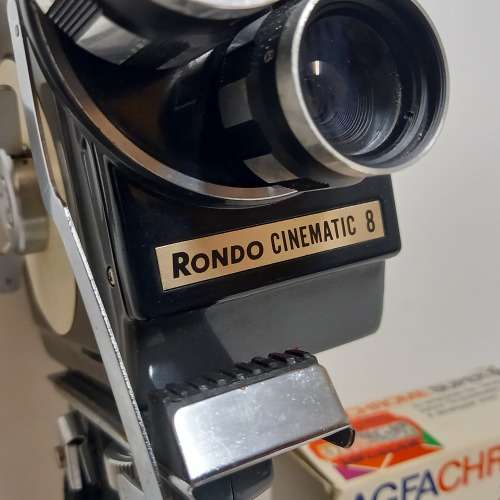 VINTAGE RONDO CINEMATIC 8 - 8MM WORKING MOVIE CAMERA WITH SEALED AFGA SUPER 8 FILM