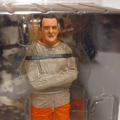 NECA CULT CLASSICS SERIES 5 HANNIBAL LECTER 7 FIGURE - SEALED