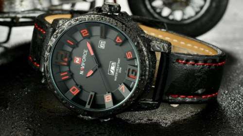 *EXCELLENT* NAVIFORCE *DATE & WEEK DISPLAY* Luxurious Leather Timepiece