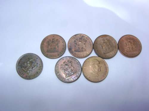 THOSE ELUSIVE 1970 TO 1976 UNC. HALF CENTS. BID PER COIN TO TAKE 7.