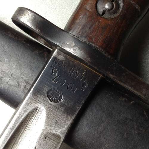 1907 Pattern bayonet ,with original scabbard in good condition.See markings.