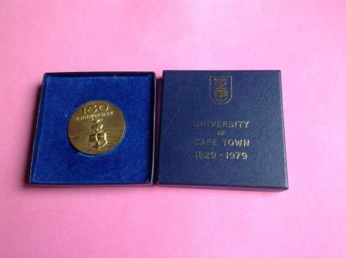150 TH ANNIVERSARY OF CAPE TOWN UNIVERSITY COMMEMERATIVE MEDAL. ORIGINAL  BOX. BRASS.