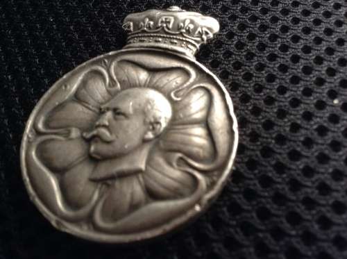 SOLID SILVER 1717--1917 DUKE OF CONNAUGHT H.R.H  M.W.G.M MEDAL.