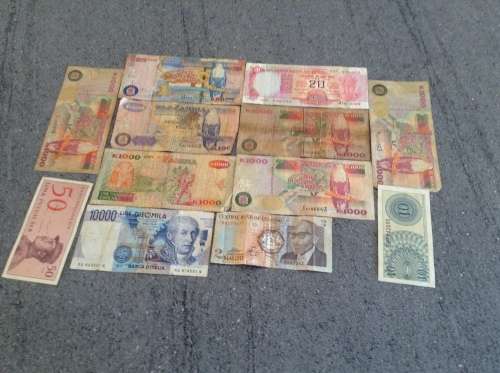 INTERNATIONAL BANKNOTES.