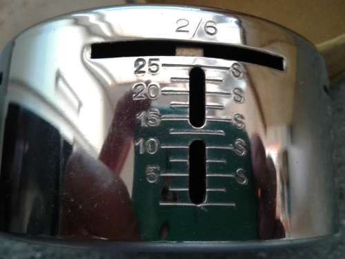 STANDARD BANK OF SOUTH AFRICA MONEY BOX EXCLUSIVELY FOR UNION OF SA CURRENCY.MINT STATE. SEE DESC.