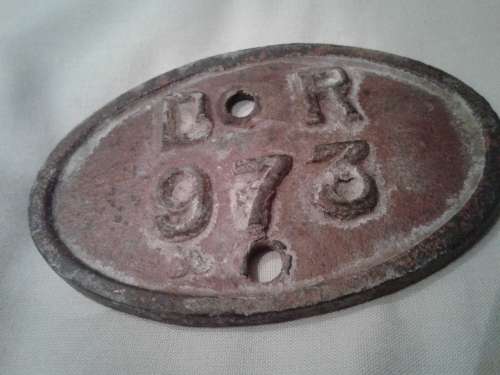 1912- SA RAILWAYS NUMBER PLATE DR-973.THIS STEAM LOCOMOTIVE SAW SERVICE IN SA AND SWA.Desc.