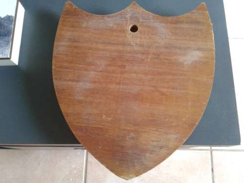 1984 SA POLICE  OWAMBOLAND HOTEL UNIT  WOODEN PLAQUE.`ONS BESKERM EN ONS DIEN.` RARE BUSH WAR ITEM.