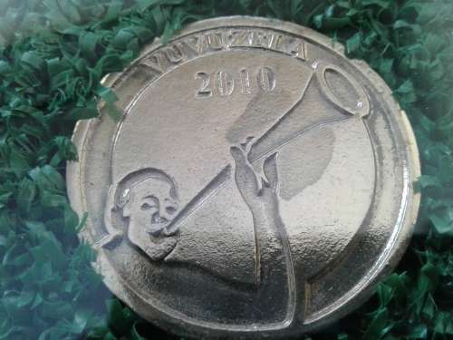 2010 FIFA OFFICIALLY LICENSED WORLD SOCCER CUP MEMORABILIA.ONLY 1000 MADE.AUTHENTIC.SEE DESC.