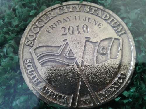 2010 FIFA OFFICIALLY LICENSED WORLD SOCCER CUP MEMORABILIA.ONLY 1000 MADE.AUTHENTIC.SEE DESC.