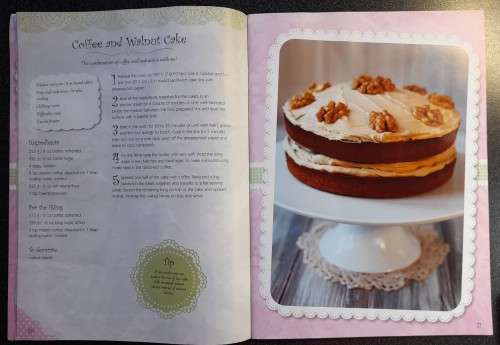 4 Cooking Books: Baking, Cheesecakes, Kenwood Cookbook, Delicious Chicken