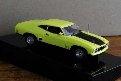 Ford Falcon XB GT  by AUTOart