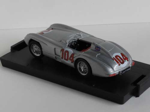 Mercedes-Benz 300 SLR by Brumm