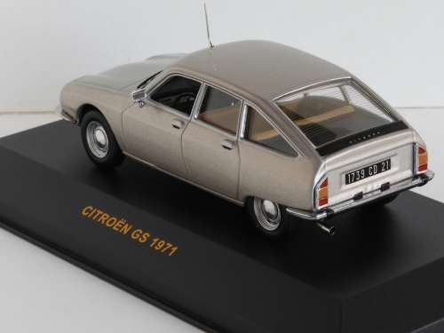 Citroen GS (1971) an IXO Classic