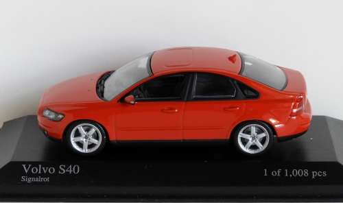 Volvo S40 by (2003) Minichamps