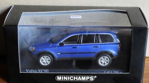 Volvo XC90 (2003) by Minichamps
