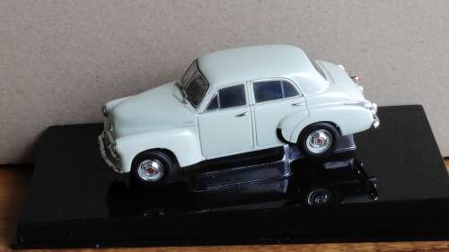 Holden FJ 1:43 by Autoart