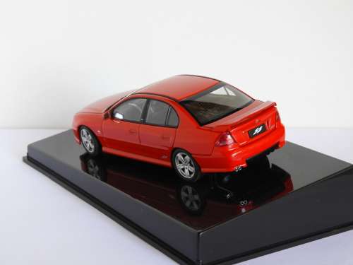Holden Commoder VY SS 1:43 by Autoart