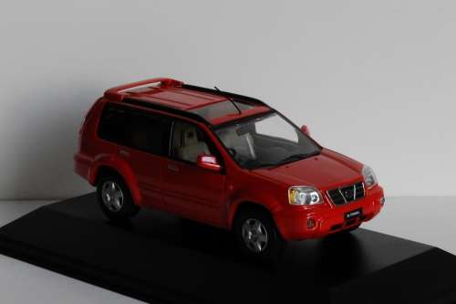 Nissan X-Trail 1:43 from J-collection - exact scale models
