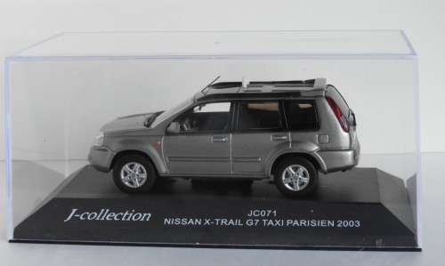 Nissan X-Trail G7 Taxi Parisiene (2003)  1:43  from J-collection - Excat Scale Models