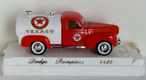 Dodge  "Pompiers" TEXACO 1:43 Age dór by Solido