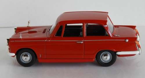 Triumph Herald 1:43 Vanguards Classic Popular Saloons 50's and 60's