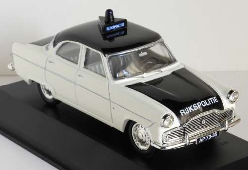 Ford Zephyr "Police Collection" 1:43 Vanguards  made by Lledo