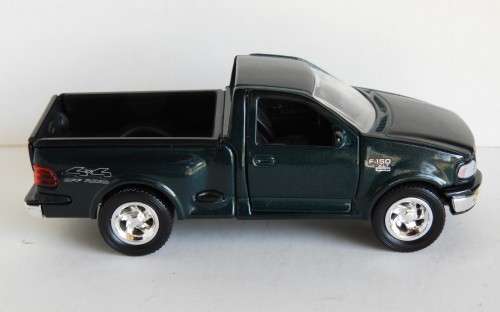 Ford F150  (1976) Scale 1:40  - SS5604 - No box