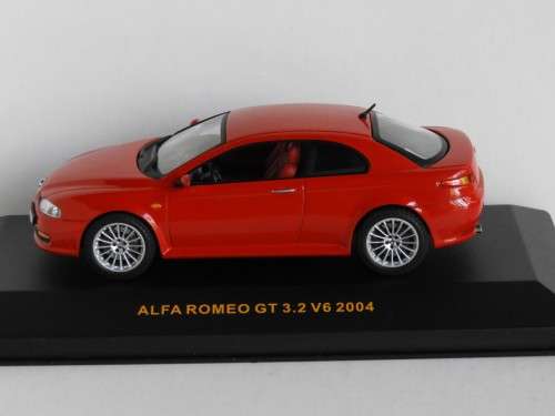 Alfa Romeo GT 3.2 V6 (2004) by IXO - Modern Series