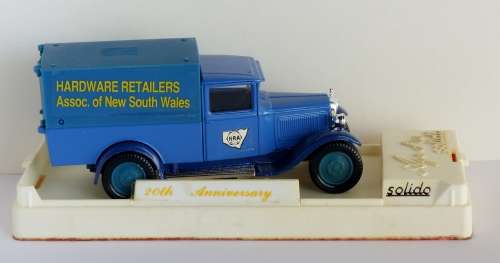 Citroen 4 VF Van - Solido Vintage `Age dór` series - 1:43  Australian HRA - Collectors item