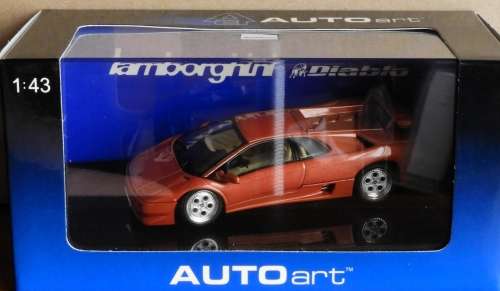 Lamborghini Diablo Coupe 1:43 AUTOart