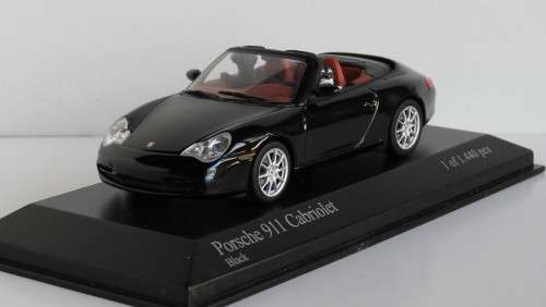 Porsche 911 Cabriolet (2001) Minichamps LE