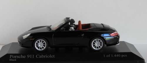 Porsche 911 Cabriolet (2001) Minichamps LE