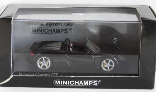 Porsche Carerra GT 1:43 Minichamps