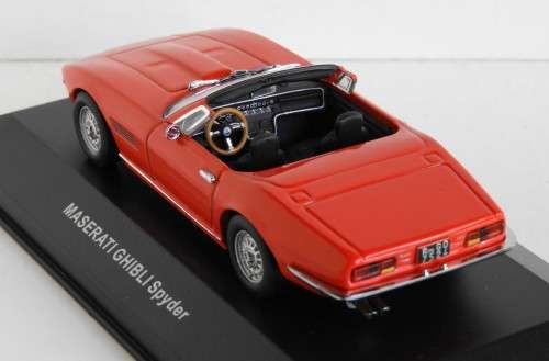 Maserati Ghibli Spyder 1:43 IXO