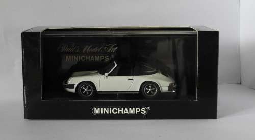 Porsche 911 targa (1977) 1:43 Minichamps LE