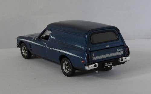Holden HJ Sandman Van (1974) 1:43 Classic Carlectables (Australia)