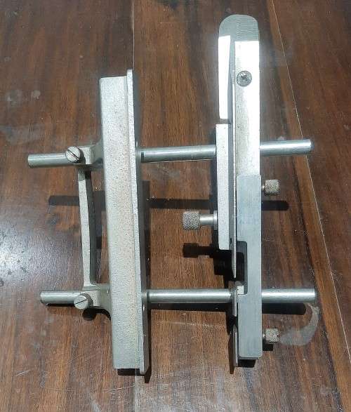 Stanley 13-052 plough plane - no cutters- see Desc and Pictures