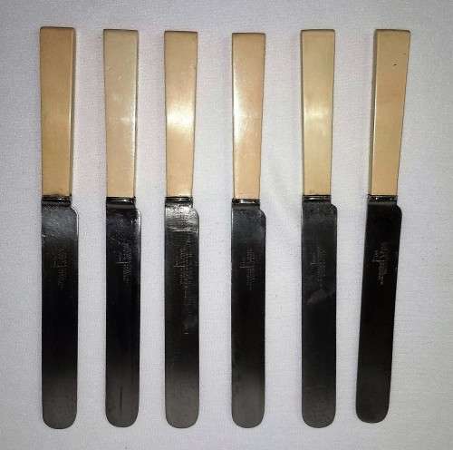 6 ANTIQUE WALKER & HALL NON STAIN KNIVES - see pictures