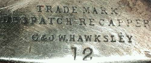 VINTAGE C & JW HAWKSLEY SHOTGUN SHELL RELOADER & A BRASS RECAPPER (missing top handle)