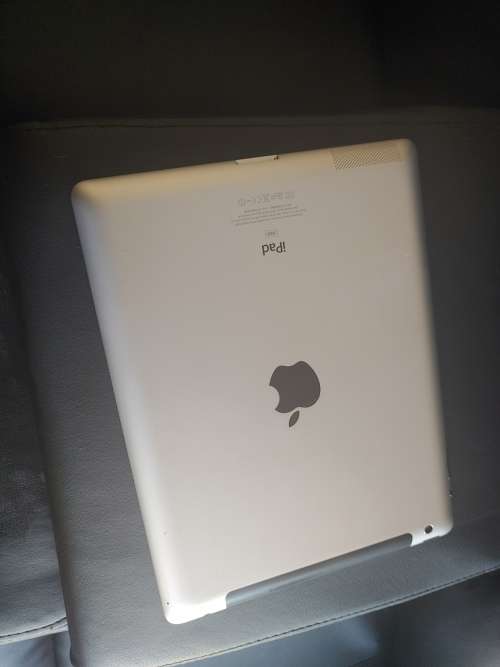 Apple ipad 32gb icloud locked