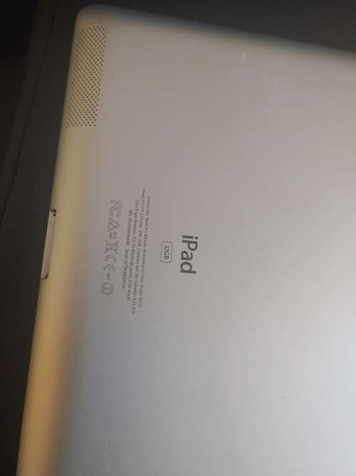 Apple ipad 32gb icloud locked