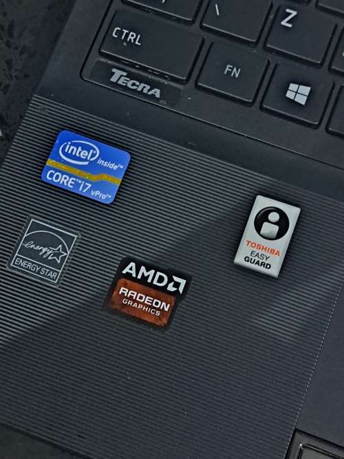 4x Toshiba icore 7 laptops new 500gb hardrive  all for one bid