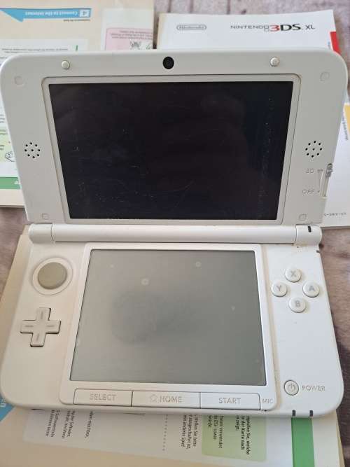 Nitendo 3DS XL Mario kart editon