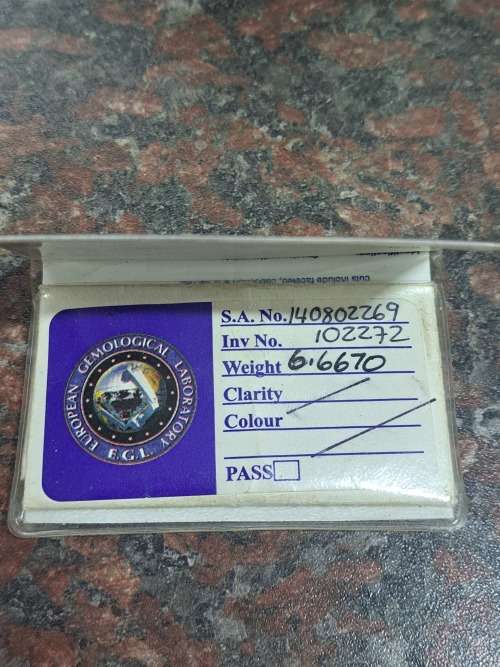 Natural sapphire 6.6ct massive bargain starting at R1