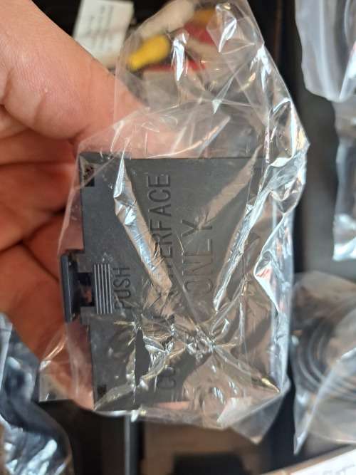 Samsung 10x4k 3d glasses and accessories  all for one bid bargain starting at R1