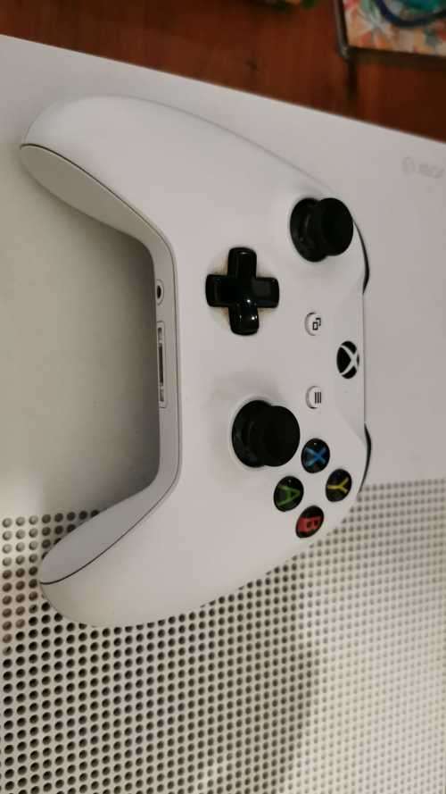 Xbox One S with controller