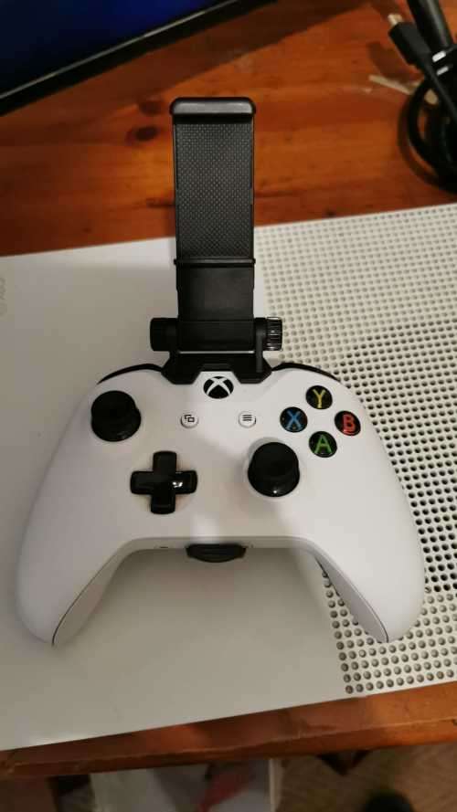 Xbox One S with controller