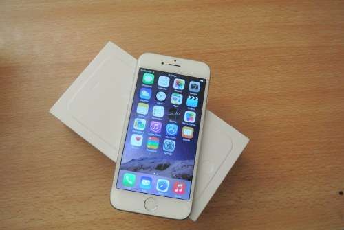 Apple iPhone 6 64GB White - R3250  - REDUCED PRICE!